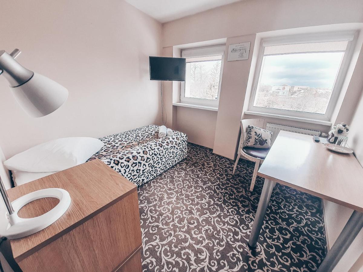 Hotel Pervaza Panevėžys Zewnętrze zdjęcie