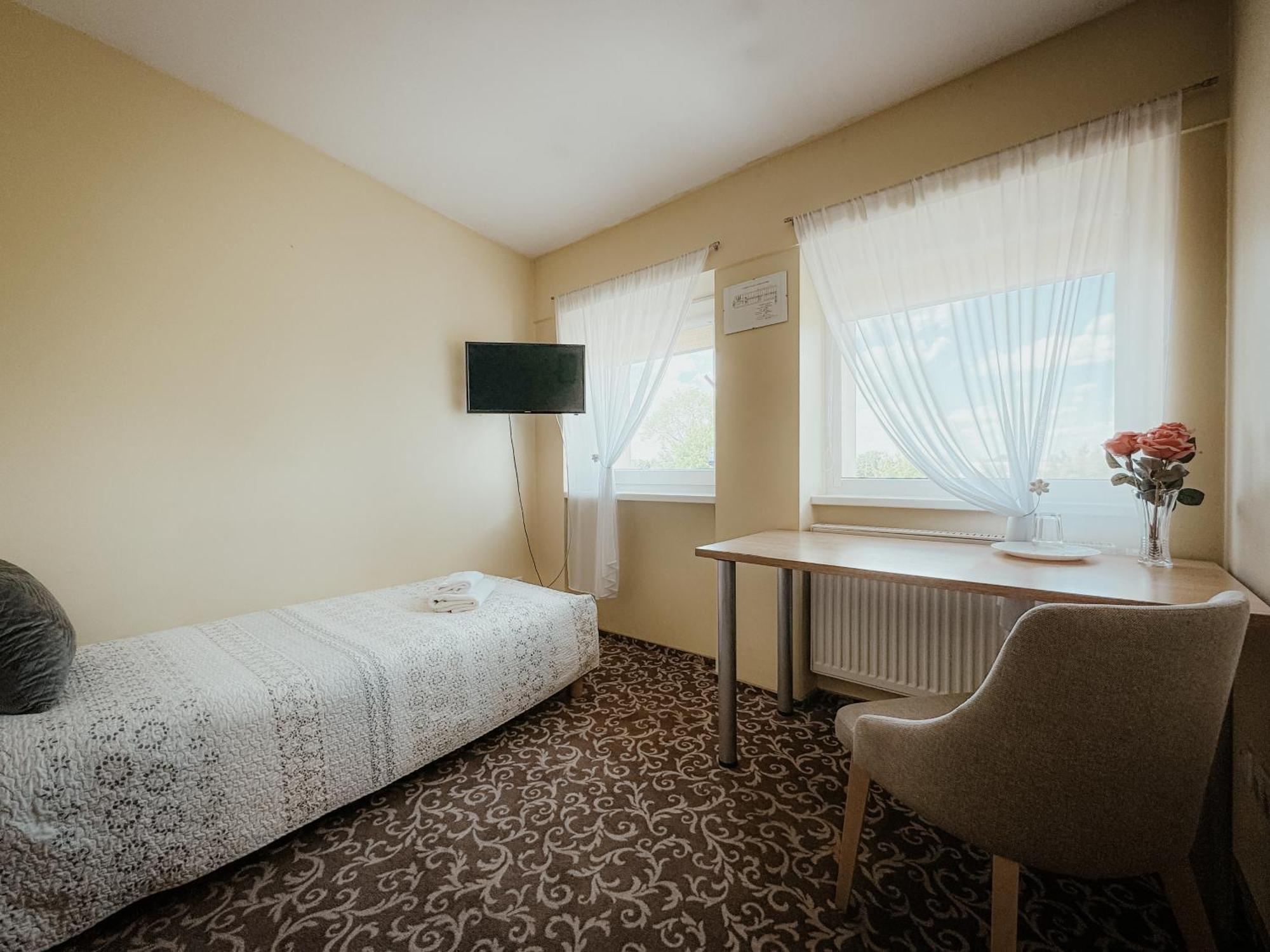 Hotel Pervaza Panevėžys Zewnętrze zdjęcie