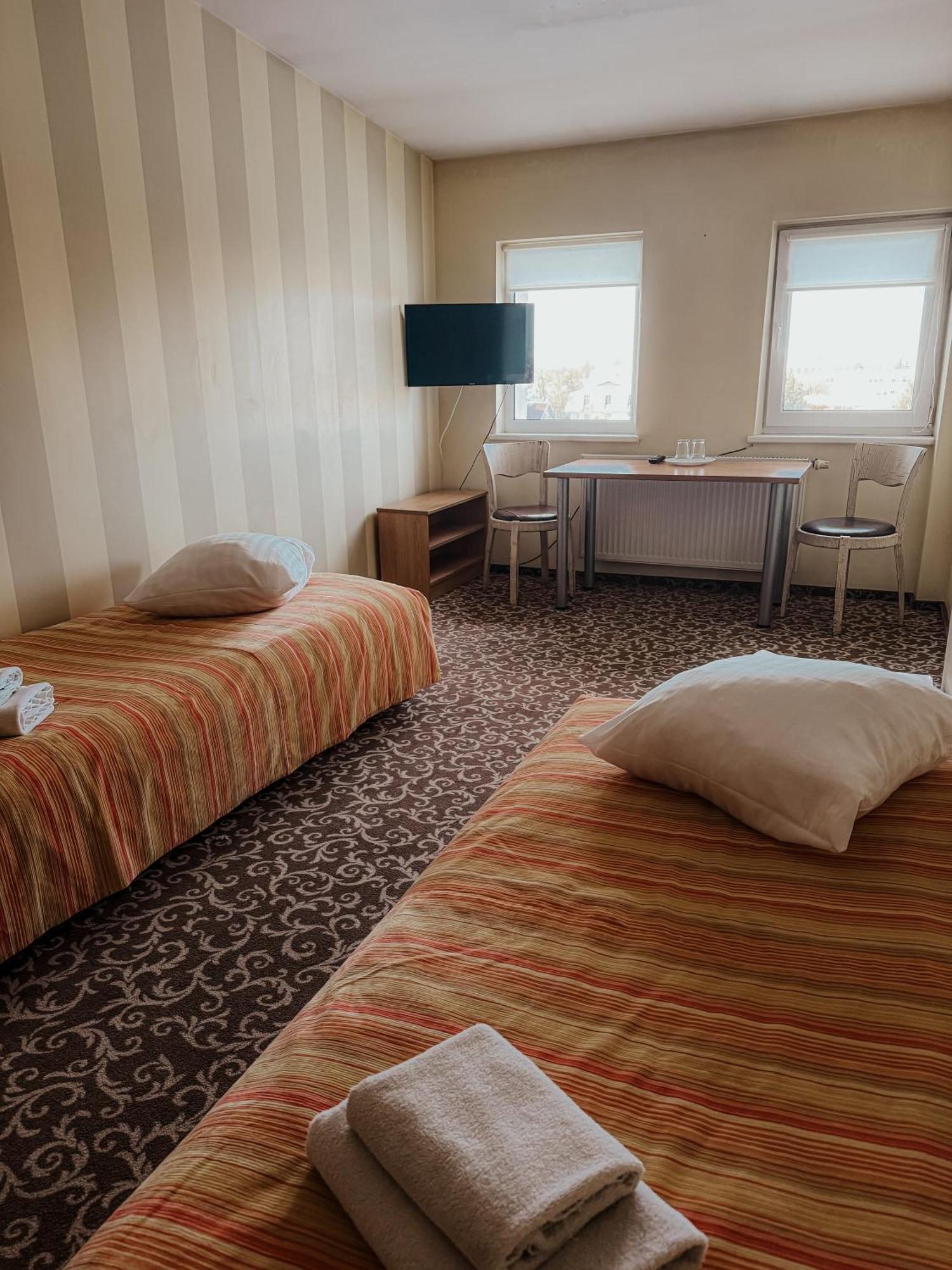 Hotel Pervaza Panevėžys Zewnętrze zdjęcie