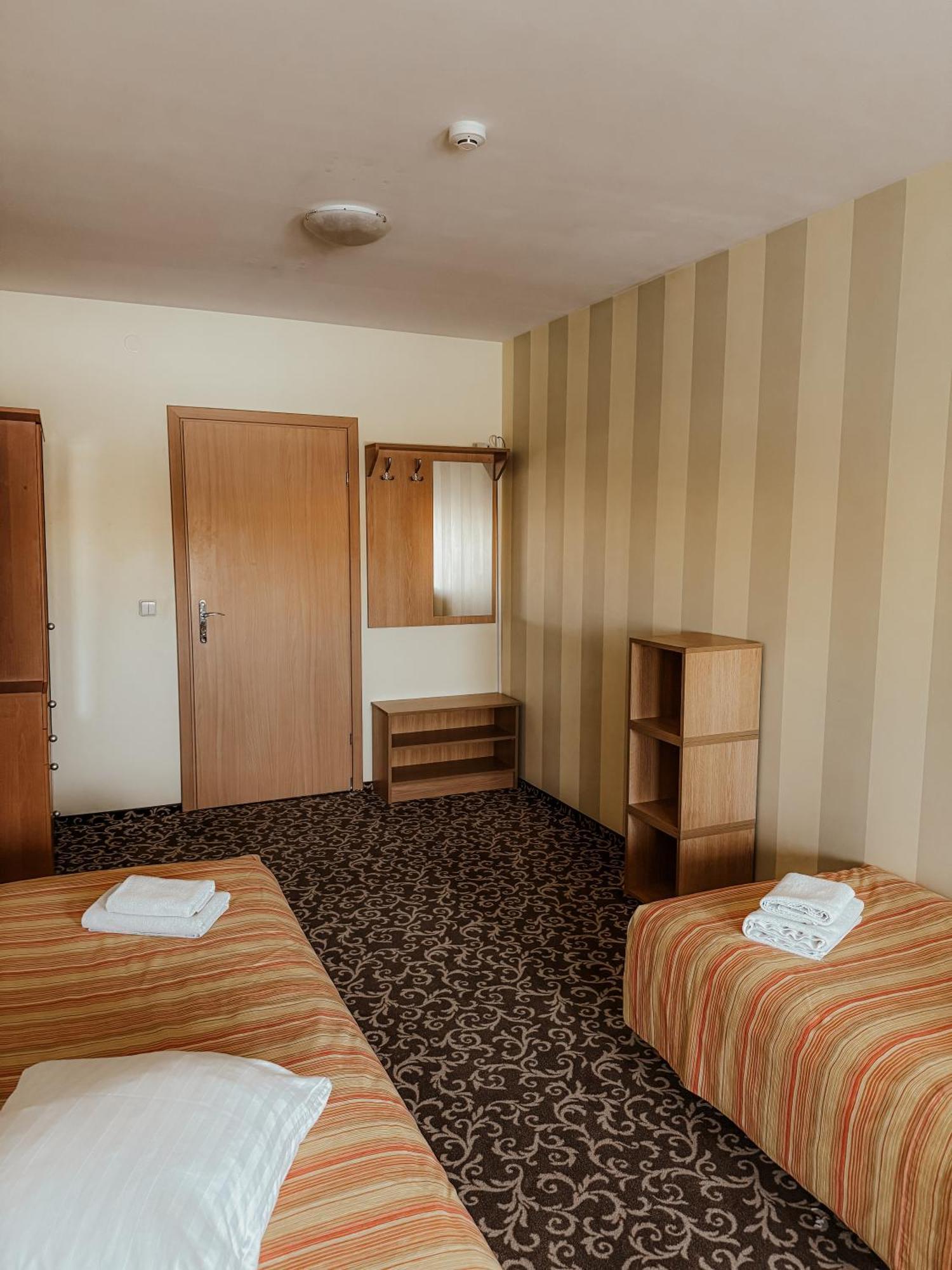 Hotel Pervaza Panevėžys Zewnętrze zdjęcie