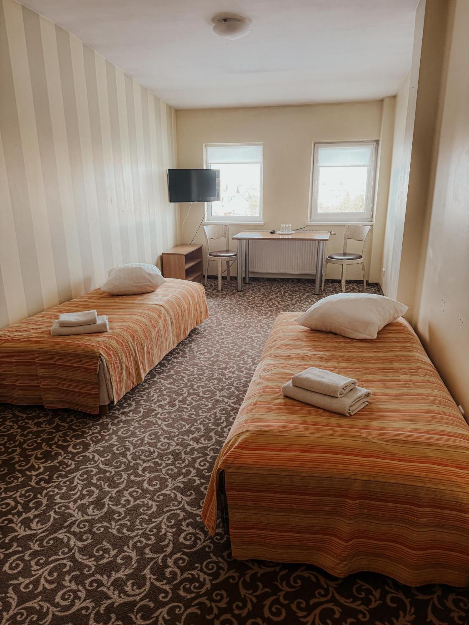 Hotel Pervaza Panevėžys Zewnętrze zdjęcie